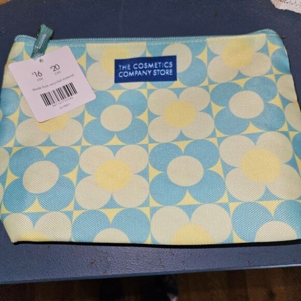 NWT The Company Store‎ Floral Cosmetic Bag Makeup Pouch Small Travel Zip 9x7